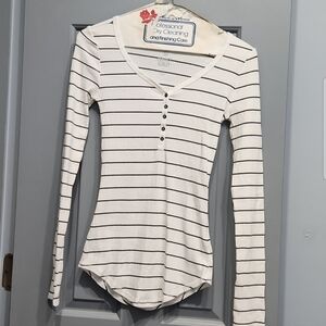 NWOT SO White Gray Stripe Fitted Perfect Henley XS